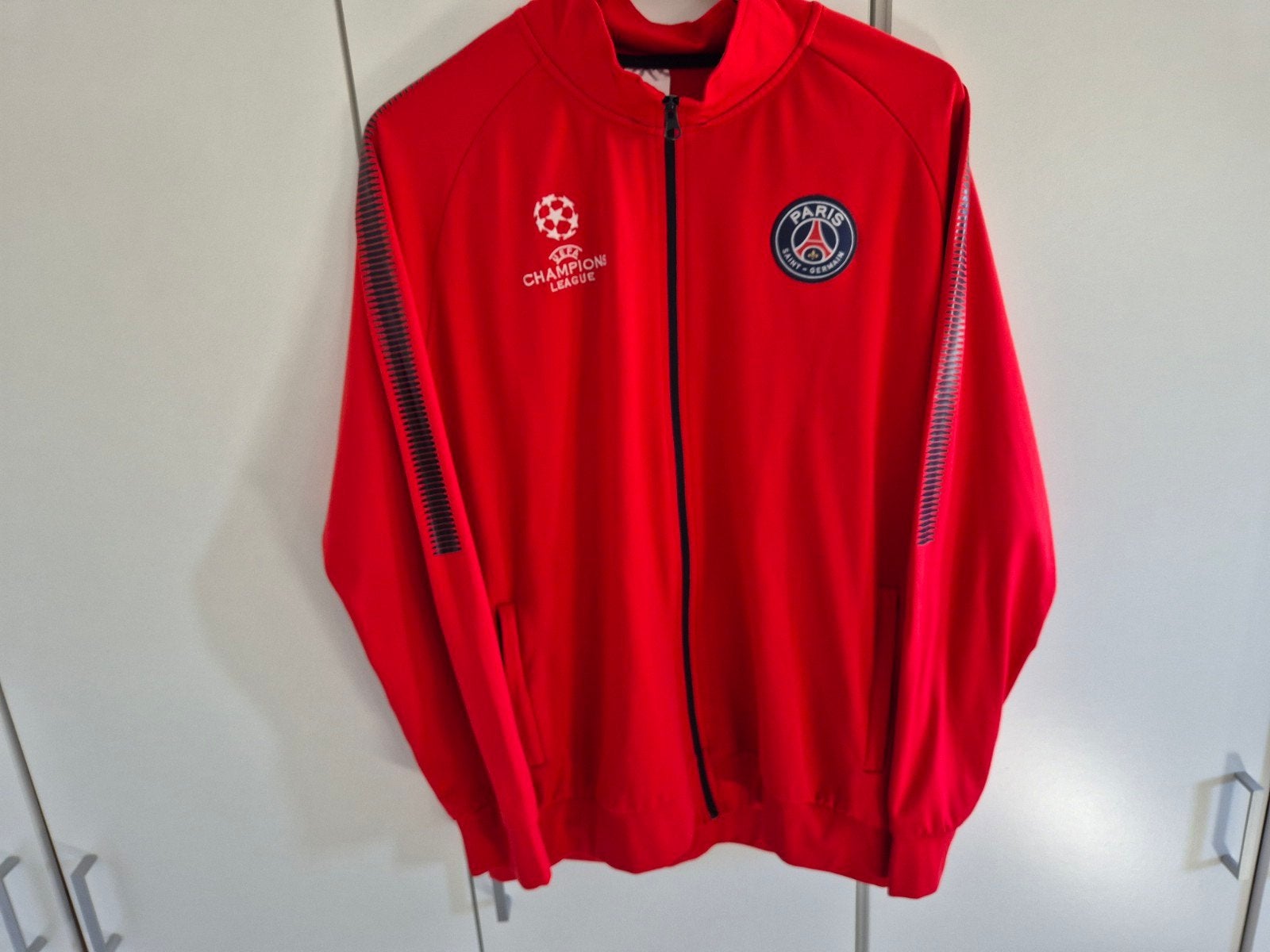 PSG vest  XL, Ophalen of Verzenden, Zo goed als nieuw, Maat 56/58 (XL), Rood