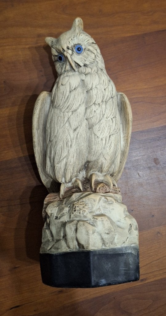 Oehoe uil (gips) vintage, Ophalen of Verzenden, Zo goed als nieuw, Meerkleurig, Steen/keramiek