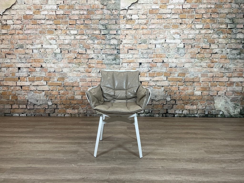 B&B Italia Husk bij TheReSales, Ophalen, Design, Zo goed als nieuw, Vijf, Zes of meer stoelen