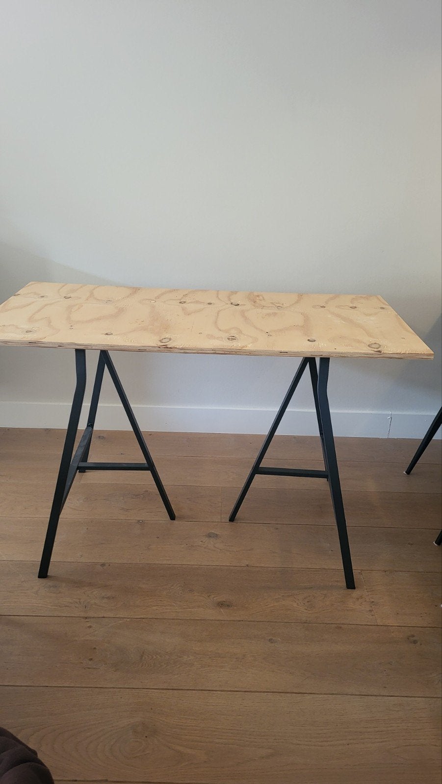 Houten tafelblad met metalen poten (121x61x72 cm), Ophalen, Demontabel, Hout, Kinderbureau