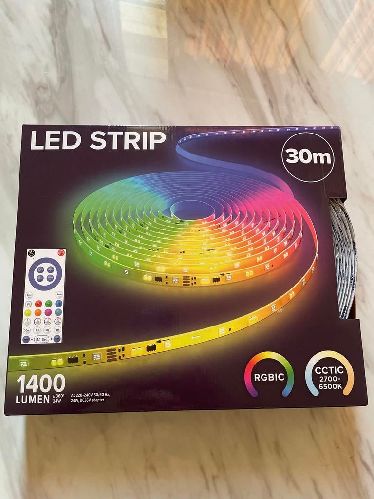 Nieuwe 30m RGBIC LED Strip met Afstandsbediening, Ophalen, Nieuw