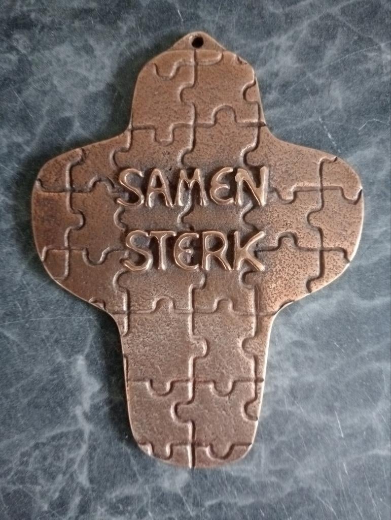 Decoratief  kruis 'Samen Sterk' metaal, Ophalen of Verzenden