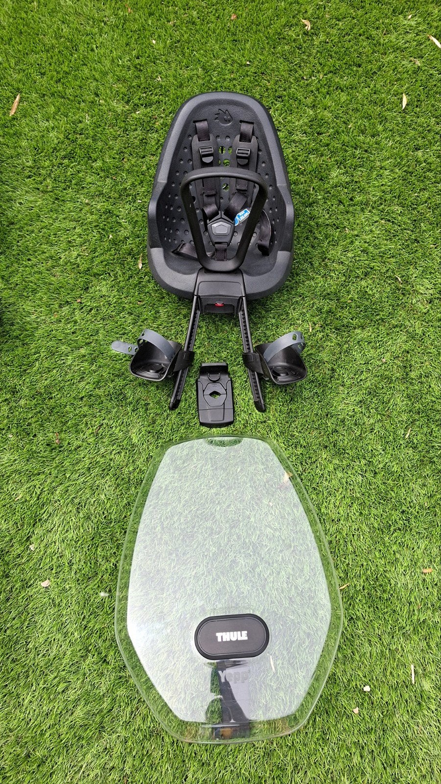Thule Yepp 2 Mini met windscherm –Voor kleine avonturiers, Fietsen en Brommers, Fietsaccessoires | Fietsstoeltjes, Ophalen, Voetsteuntjes