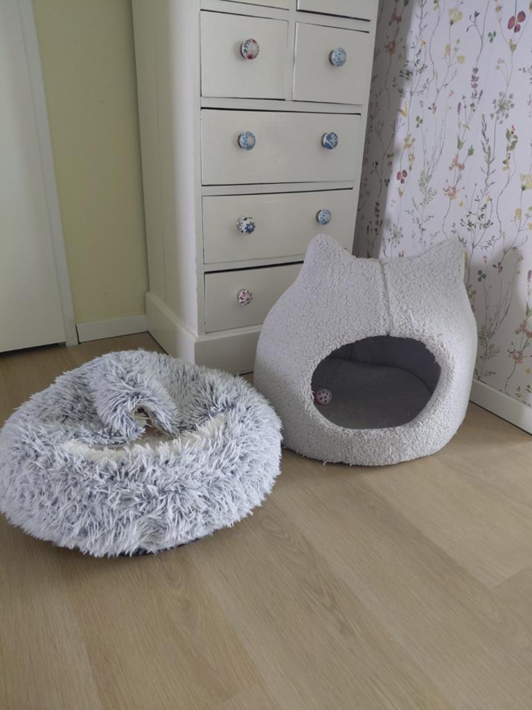 Twee kattenmandjes., Dieren en Toebehoren, Ophalen