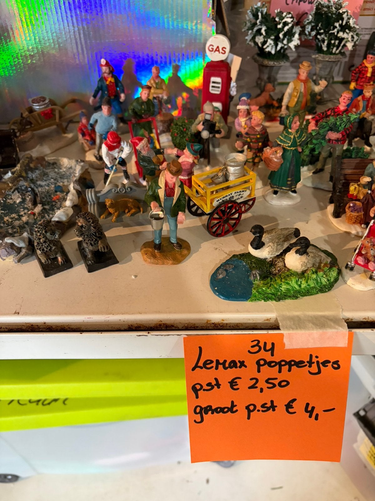 Lemax poppetjes, Diversen, Ophalen, Zo goed als nieuw