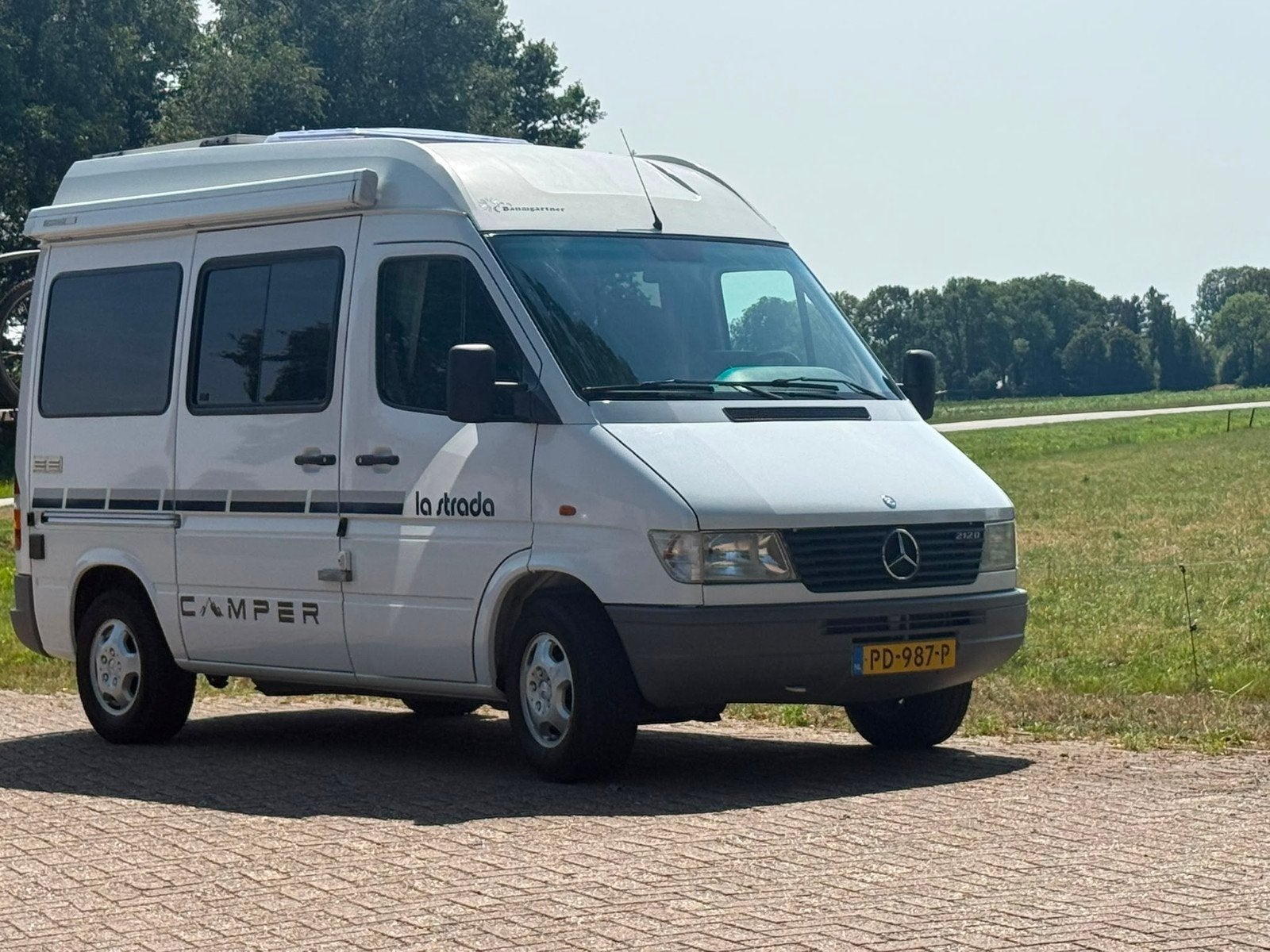 Caravans And Camping Mercedes