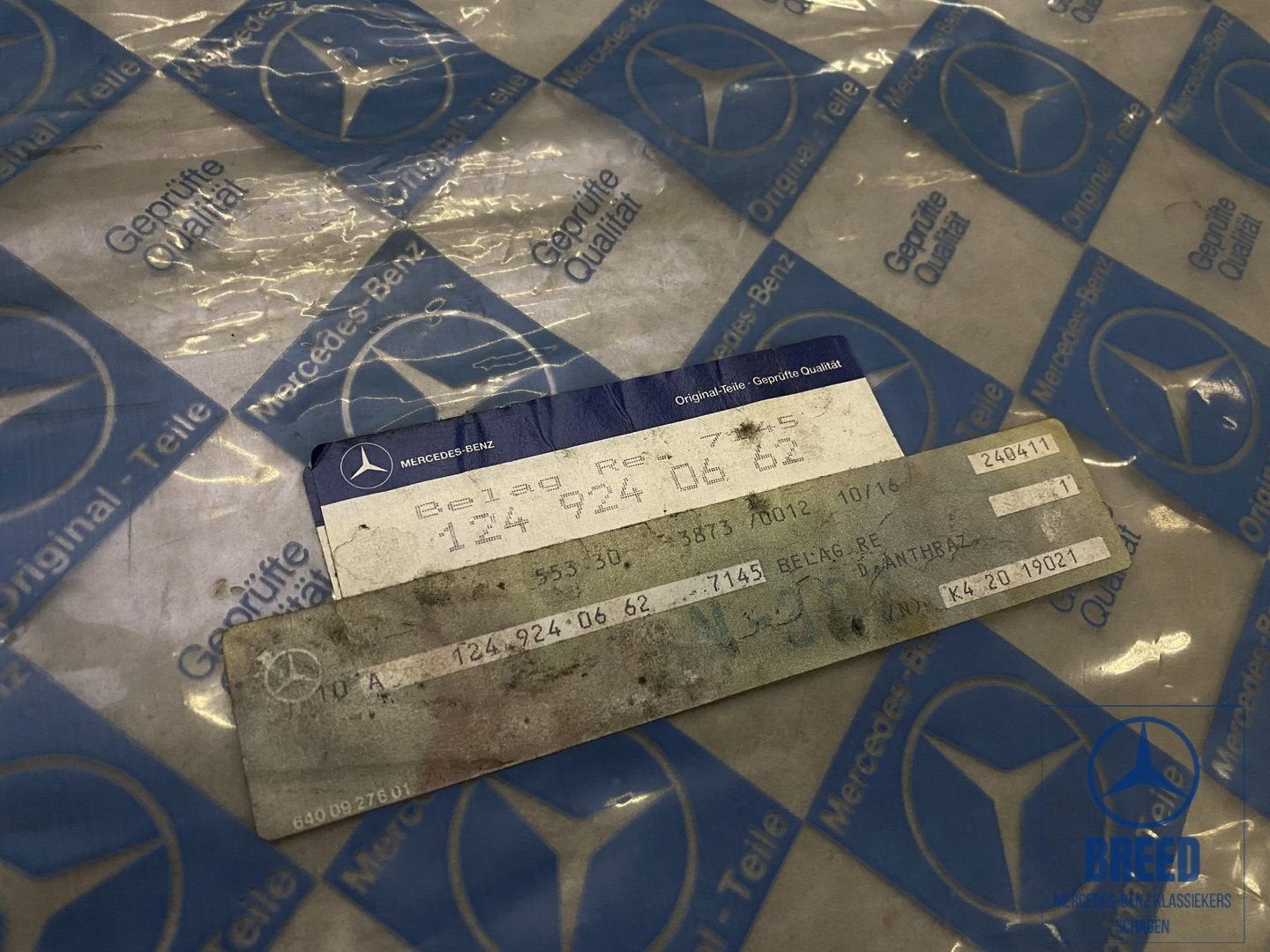 NOS bekleding achterzijde achterbank Mercedes W124 T-model S, Auto-onderdelen, -, Nieuw, Ophalen of Verzenden, -