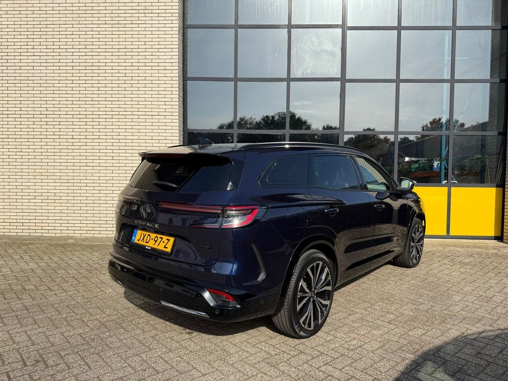 Renault Espace E-Tech full hybrid 200 iconic 7p., Auto's, Renault, Automatische klimaatregeling, Gebruikt, Beige, 1199 cc