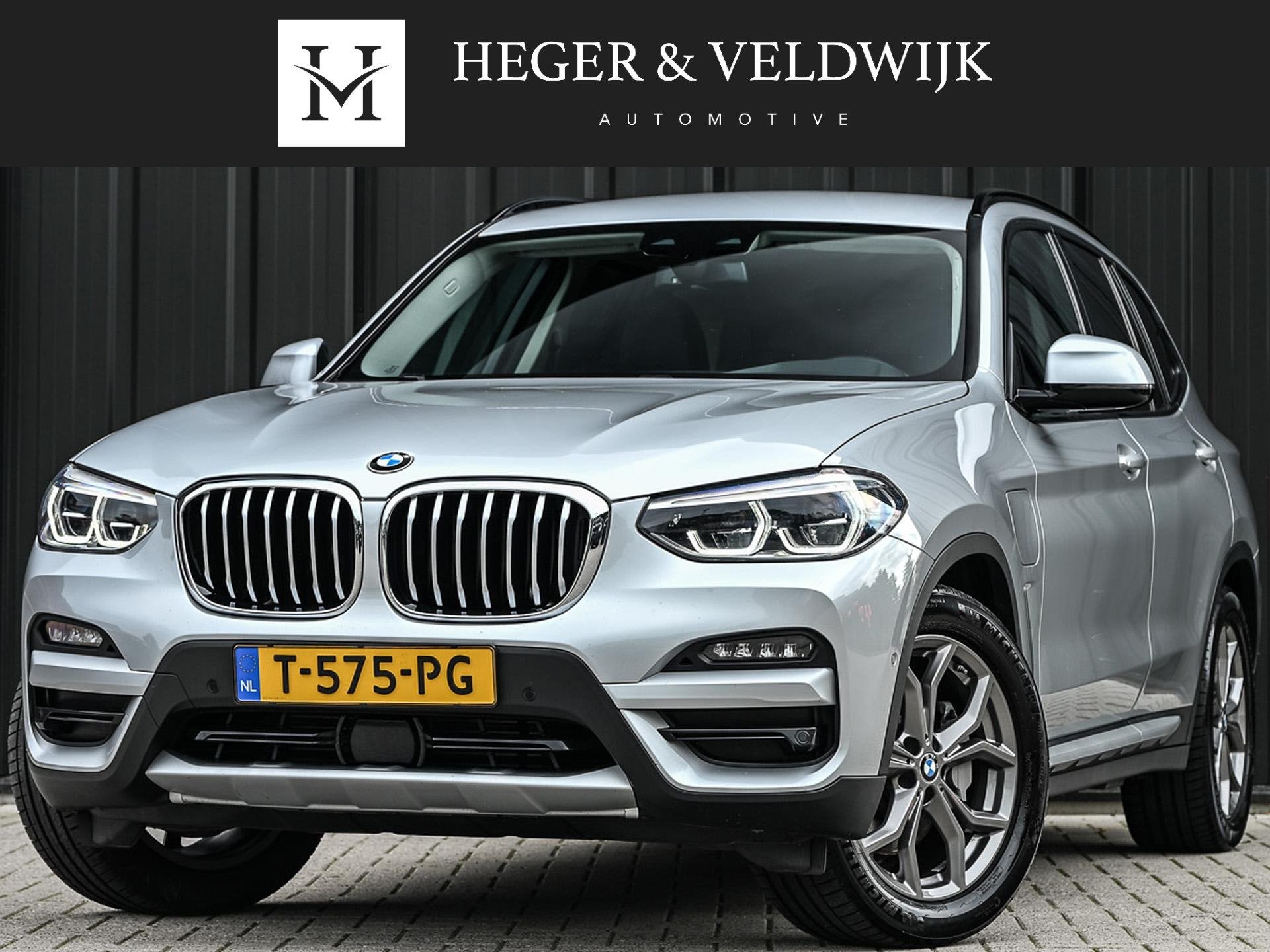 BMW X3 xDrive30e High Executive | Camera | Active Cruise | M, Auto's, 1998 cc, Gebruikt, 2000 kg, Leder en Stof
