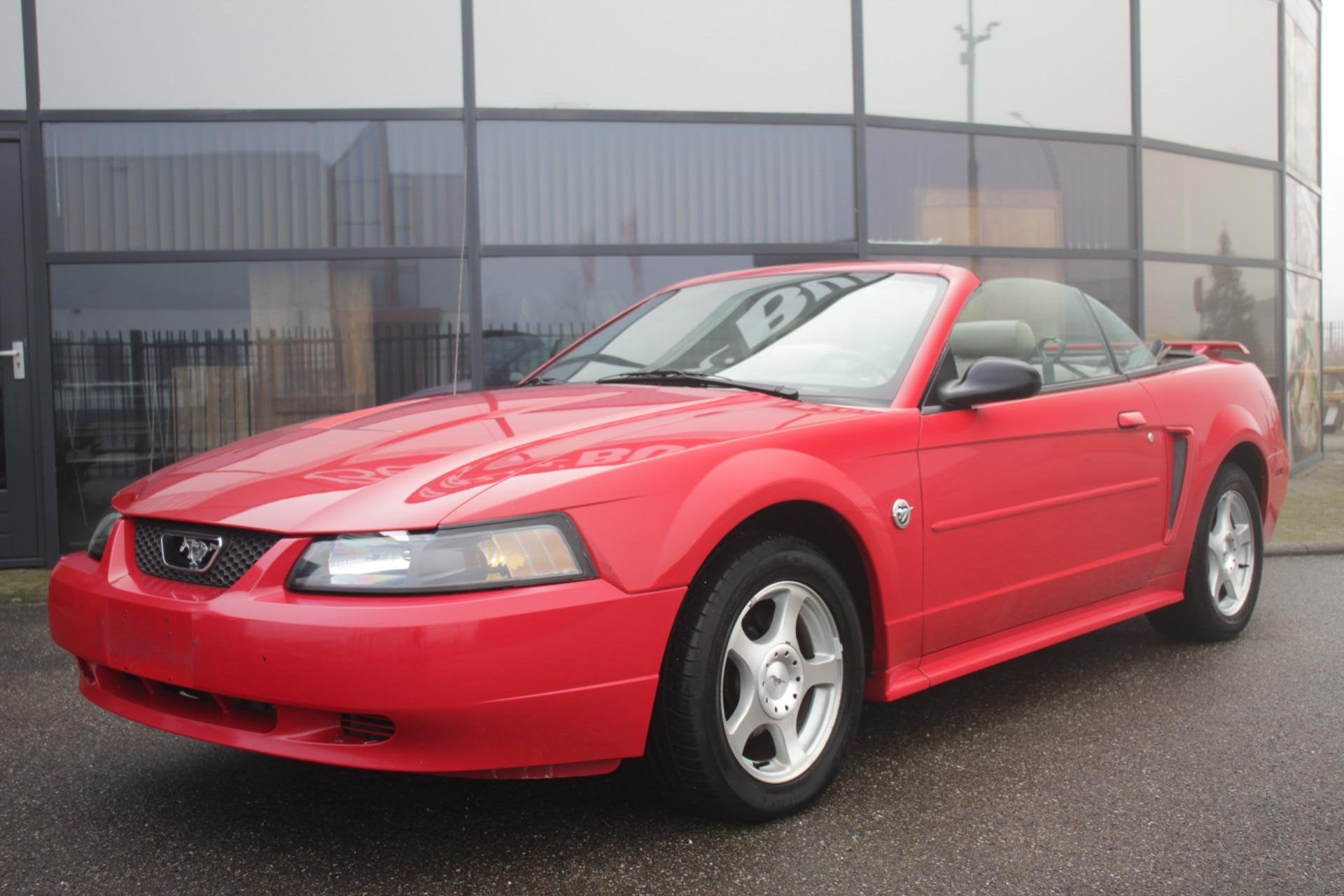 Ford Mustang USA 3.9 V6 Cabriolet ORIGINELE STAAT!, Auto's, Ford, Stof, Gebruikt, Beige, Cabriolet