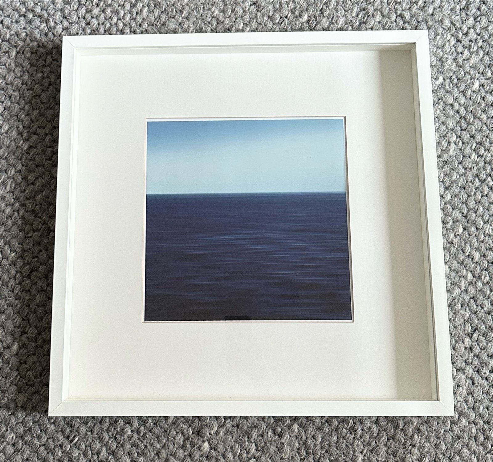 Witte Ribba fotolijst 50x50 : blauwe abstracte print (water), Ophalen, Gebruikt, 50 tot 75 cm, 50 tot 75 cm