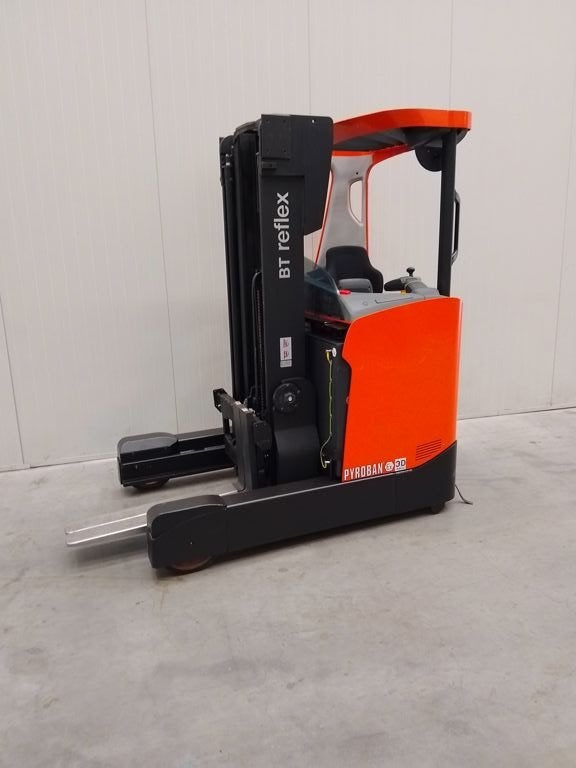 BT RRE200H ATEX zone 22, Zakelijke goederen, Machines en Bouw | Heftrucks en Intern transport, Reachtruck, Elektrisch, 2000 tot 3000 kg
