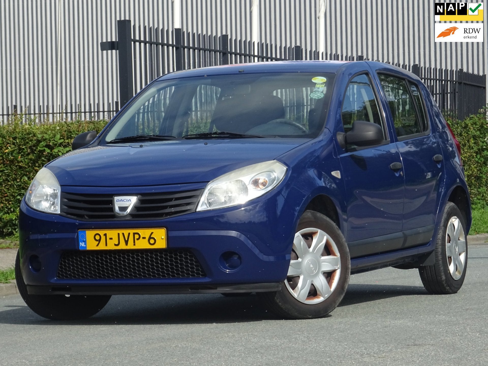 Dacia Sandero 1.2 Ambiance NAP/AIRCO/ELEKRAM/NIEUWE APK, Auto's, Voorwielaandrijving, Dealer onderhouden, Gebruikt, 31 €/maand