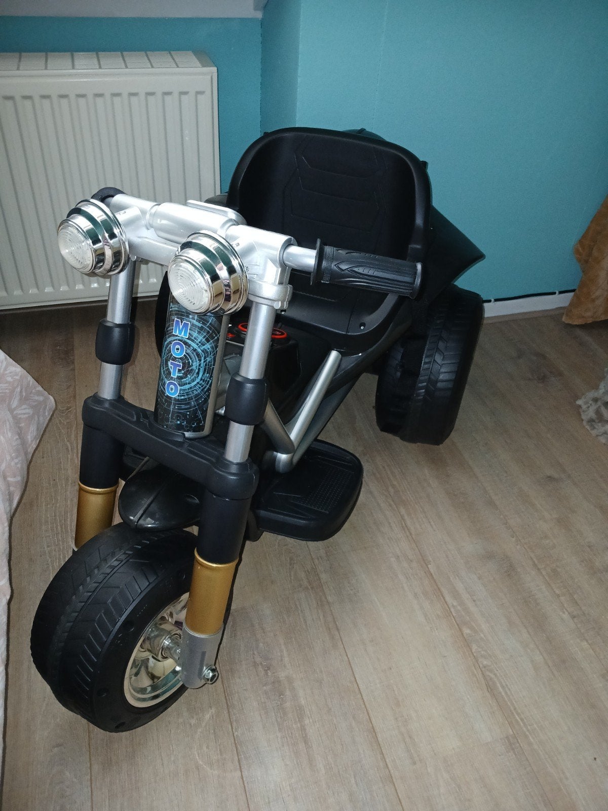 een hele mooie nette trike elektrisch voor kinderen, Ophalen