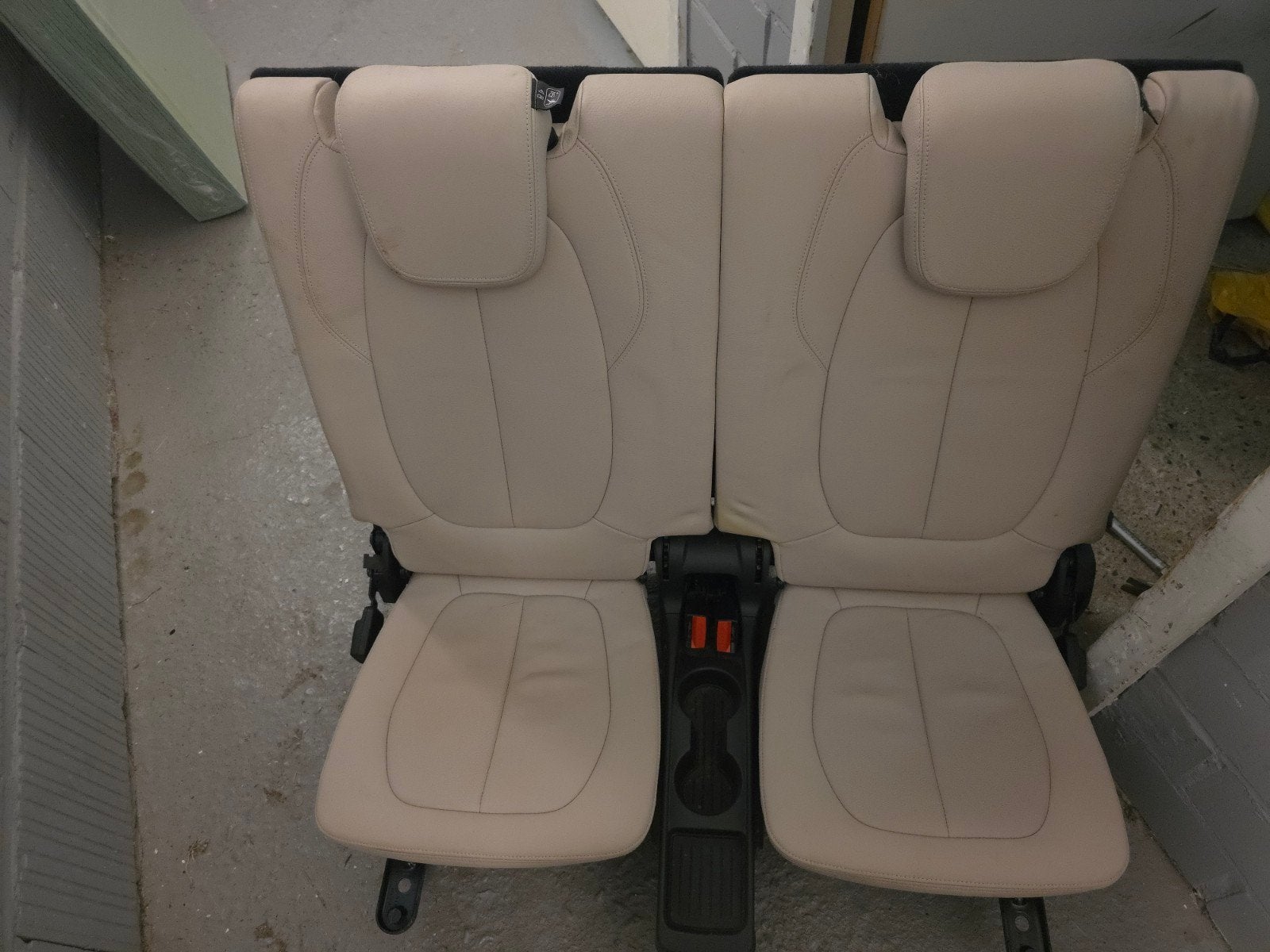 BMW 2 Serie Gran Tourer (F46) 3e Zitrij Leder Oyster, Ophalen