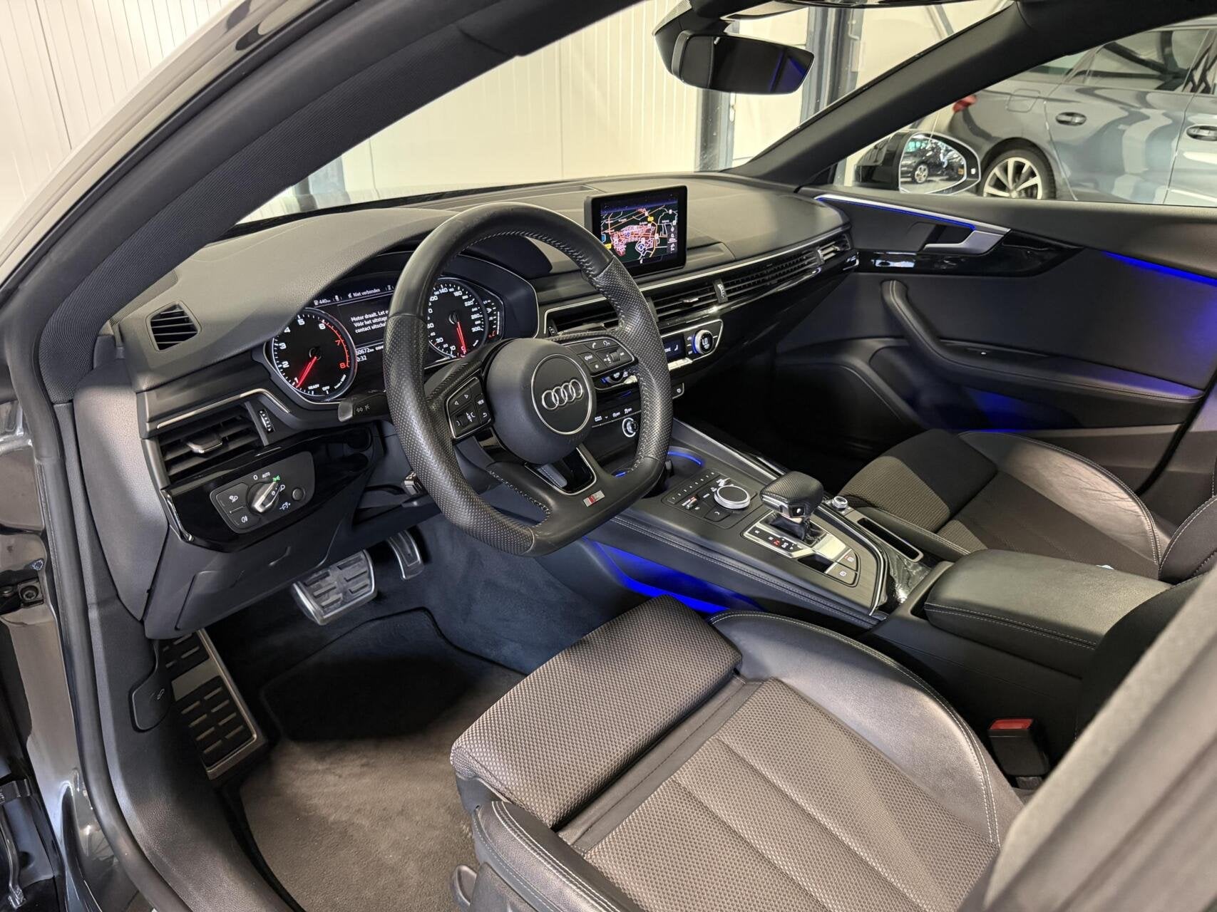 Audi A5 Sportback 35 TFSI S-line black edition Pano Trekhaak, Gebruikt, Euro 6, 4 cilinders, Bedrijf