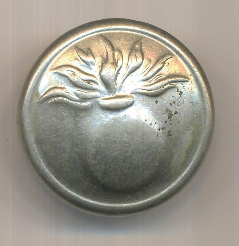 Militaire Uniformknoop - Koninklijke Marechaussee (KMar), Antiek en Kunst, Ophalen of Verzenden