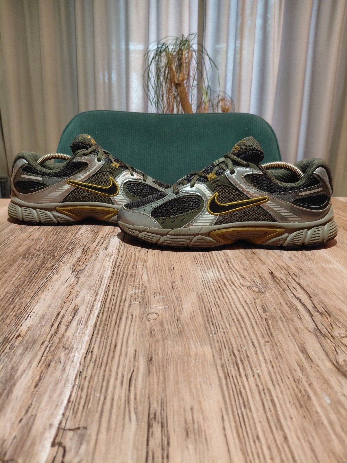 Nike V5 RNR 'Olive Flak' 39, Zwart, Nike, Ophalen of Verzenden, Sneakers of Gympen