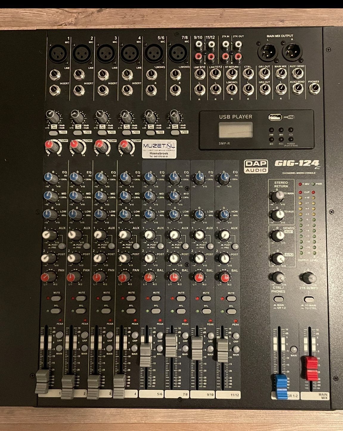 Dap gig-124c mixer met 19inch inbouw vleugels, Muziek en Instrumenten, Mengpanelen, Ophalen, Zo goed als nieuw, 5 tot 10 kanalen
