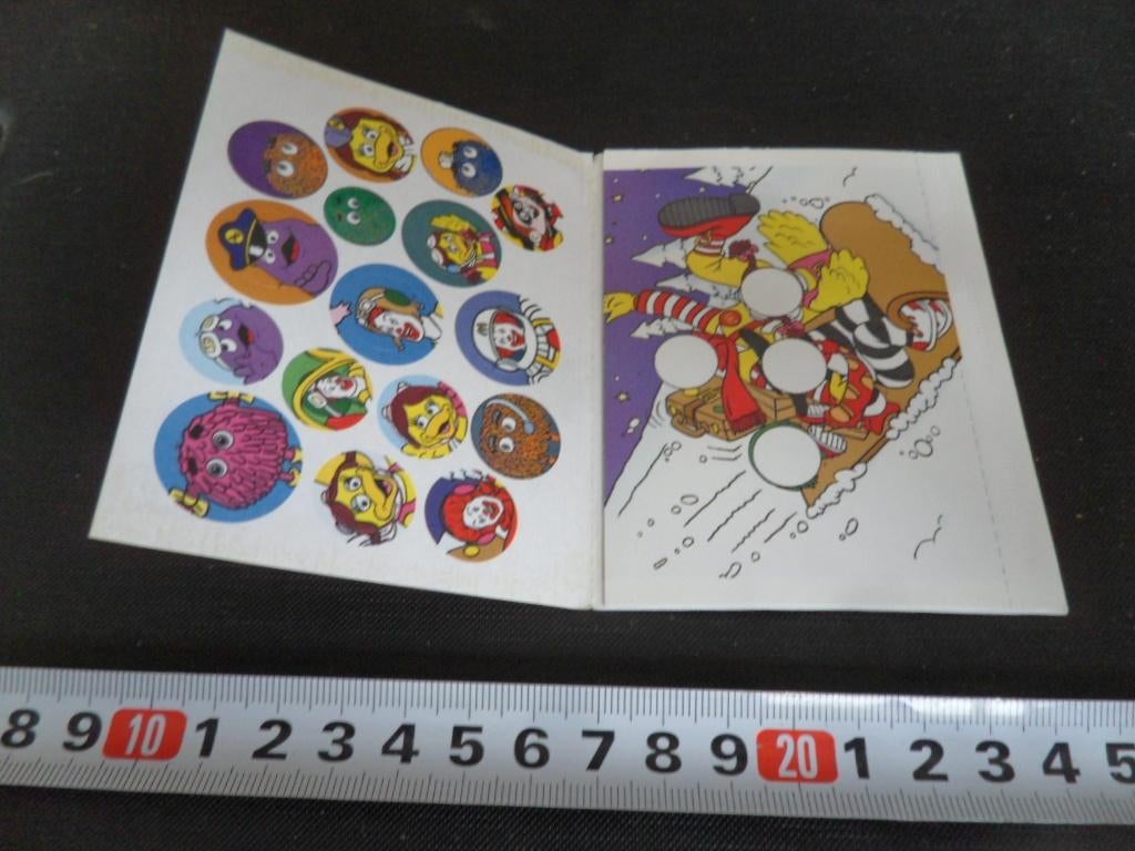 sticker set strip mcdonald's boekje, Ophalen, Zo goed als nieuw