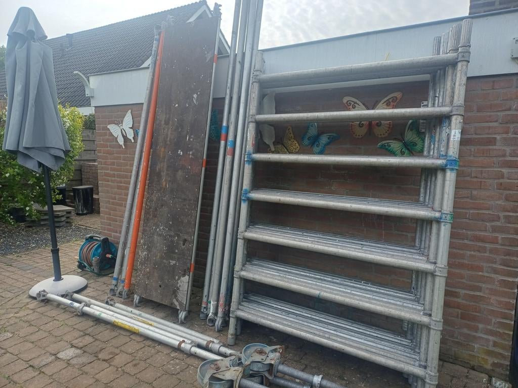 Skyworks Steiger - Werkhoogte 7,2 mtr, Doe-het-zelf en Verbouw, Steigers, Ophalen, Gebruikt, Rolsteiger of Kamersteiger, 5 meter of hoger