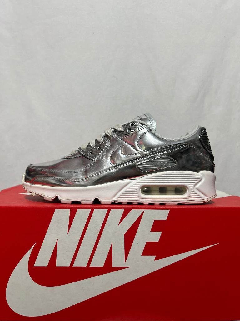 NIEUW! Maat 40 - Nike Air Max 90 Liquid Metal Silver, Kleding | Dames, Schoenen, Nieuw, Sneakers of Gympen, Overige kleuren, Verzenden