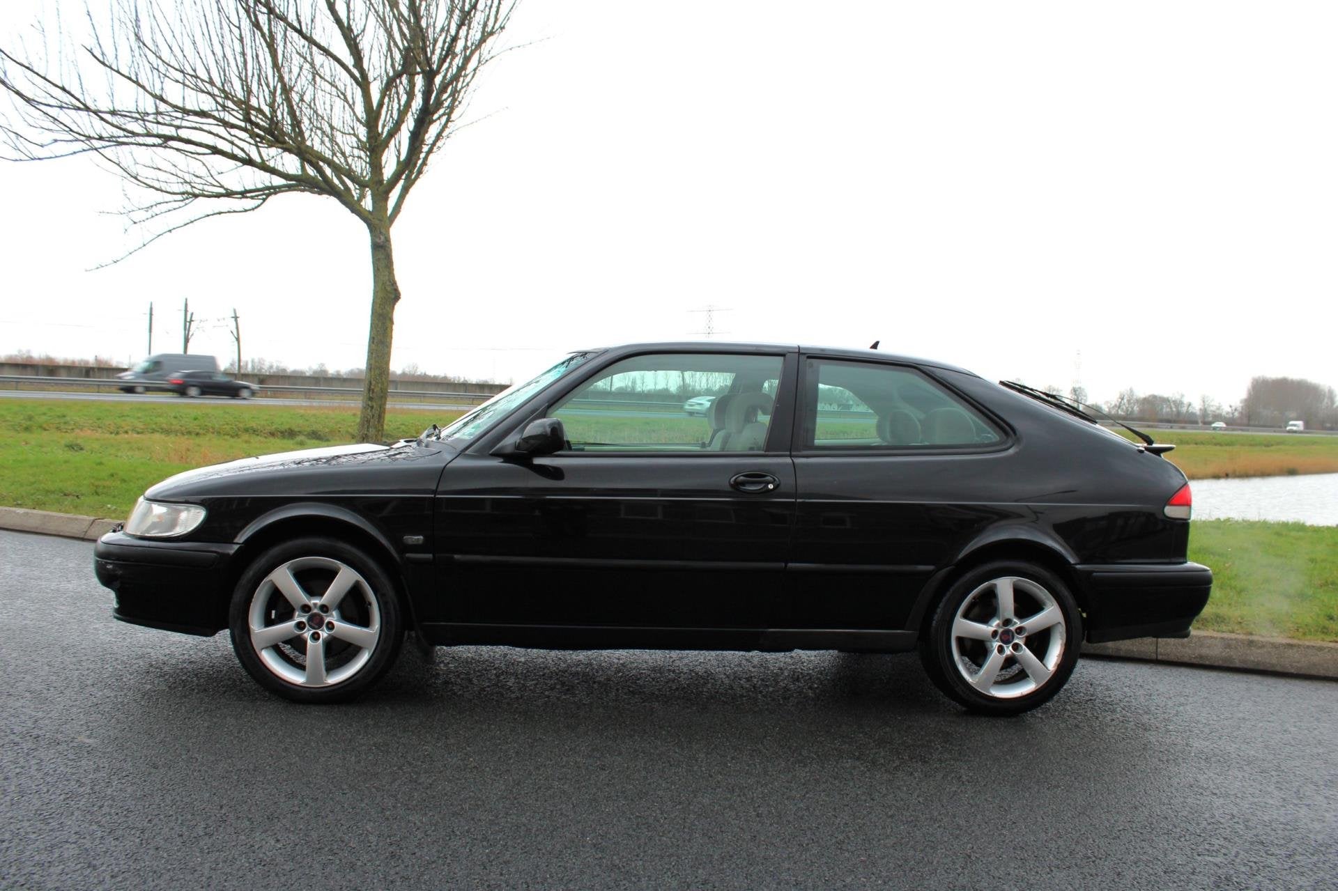 Saab 9-3 Coupé 2.0t Euro Edition APK 26-09-2027, Auto's, Saab, Voorwielaandrijving, Stof, Gebruikt, 4 cilinders
