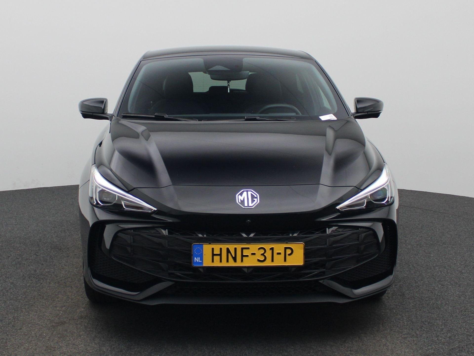 MG 3 1.5 Hybrid+ Luxury | Apple Carplay | Camera | Leder, Auto's, 12 maanden, 194 pk, 4 cilinders, 1283 kg