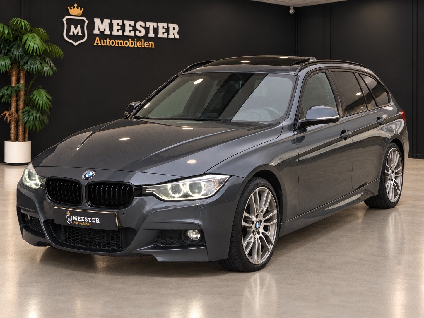BMW 3-serie Touring 320d High Executive|M-SPORT|PANO|LEDER, Auto's, Achterwielaandrijving, Zwart, 4 cilinders, Diesel