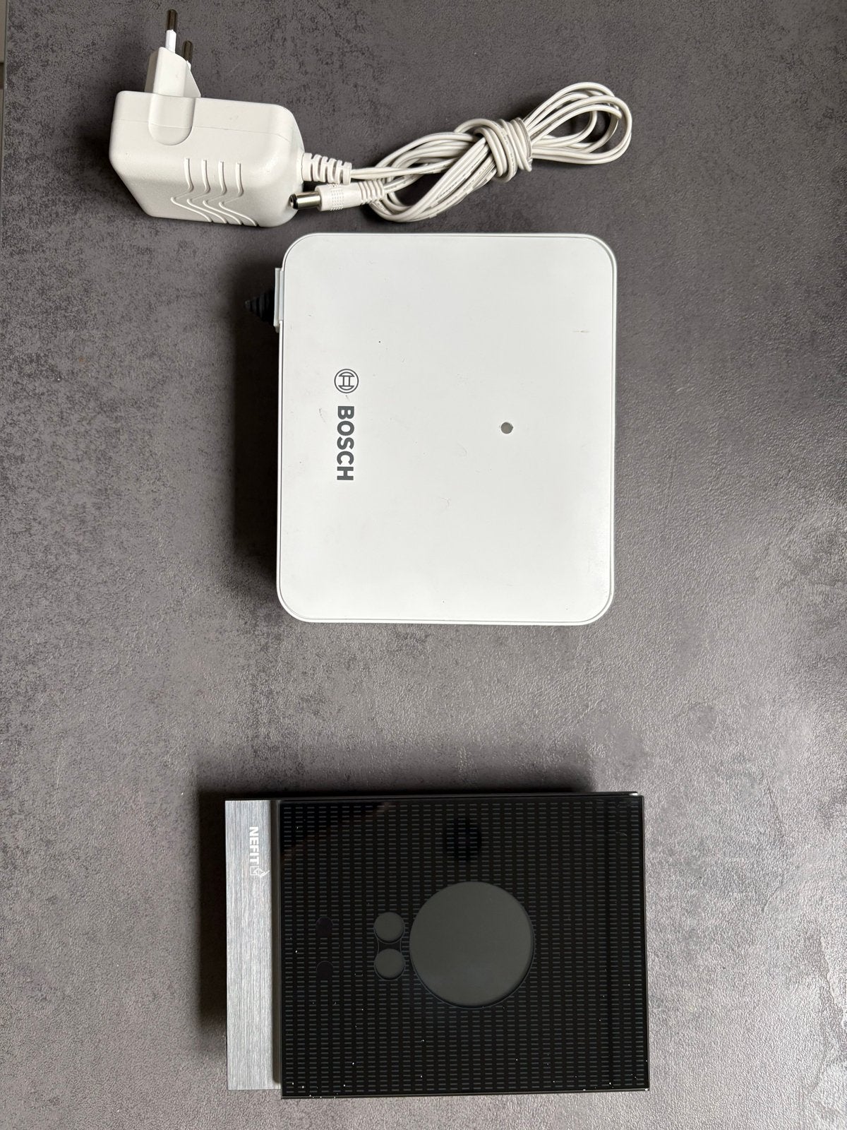 Nefit Easy thermostaat met Bosch Easy Adapter, Ophalen of Verzenden, Slimme thermostaat, Zo goed als nieuw