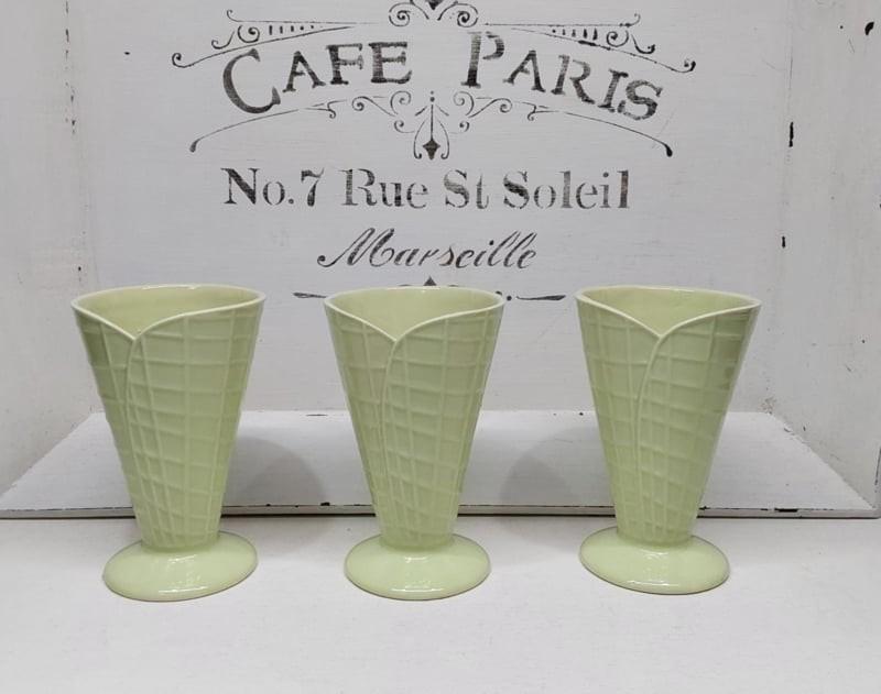 3 aardewerk ijscoupes, vintage groene kleur, Huis en Inrichting, Keuken | Servies, Overige materialen, ., Overige typen, Ophalen of Verzenden