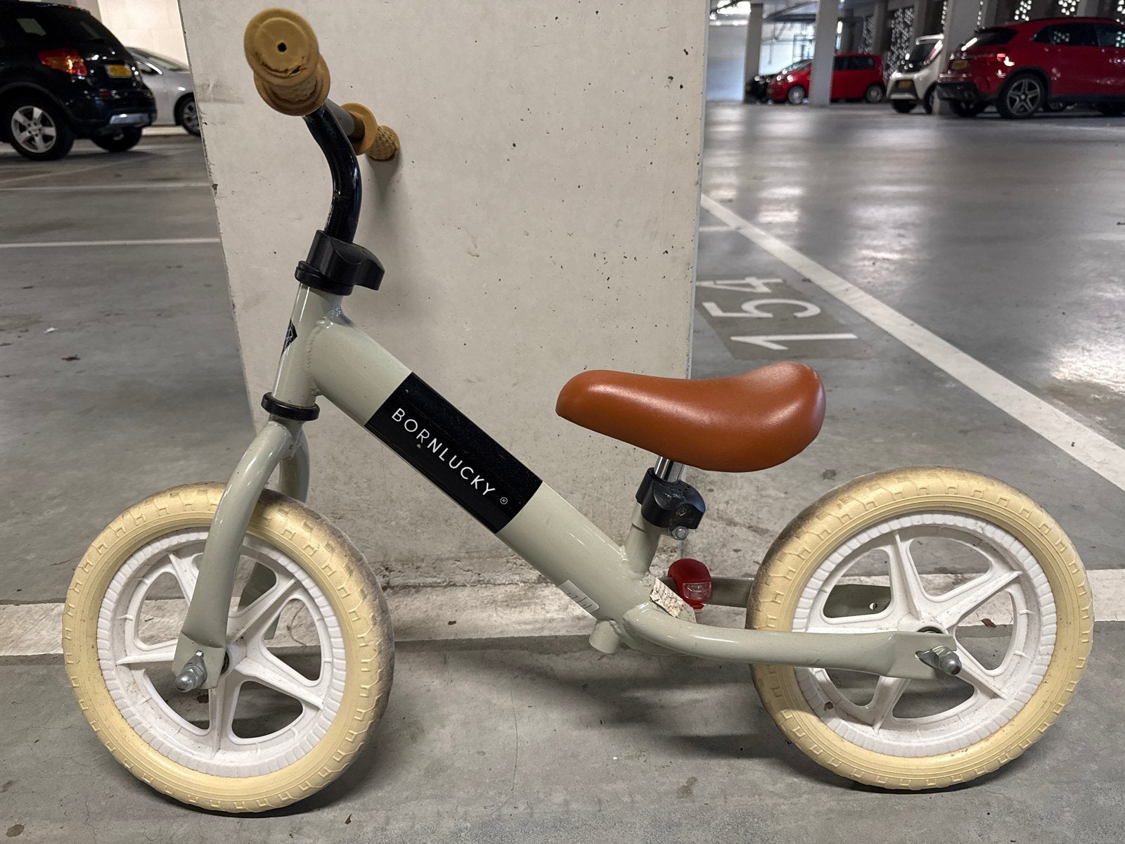 Born Lucky loopfiets - Zo goed als nieuw, Ophalen, Zo goed als nieuw, Minder dan 16 inch