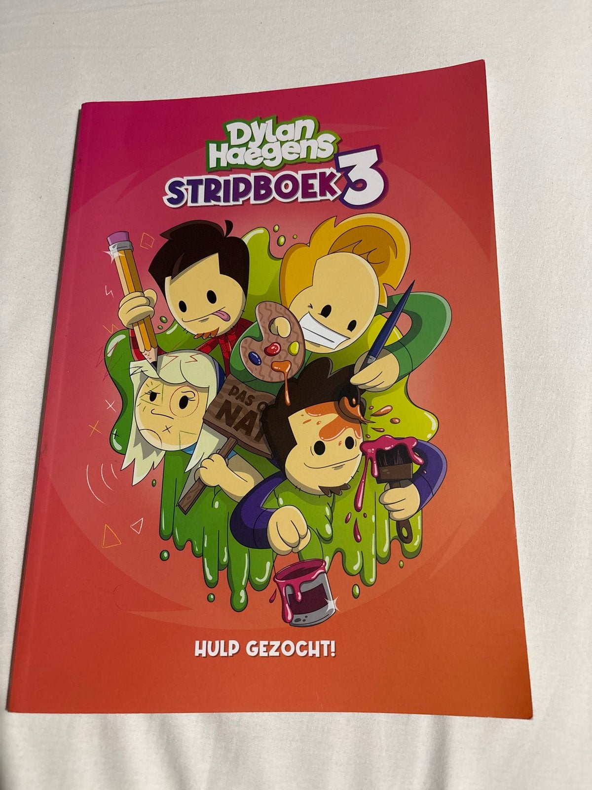 Dylan Haegens Stripboek 3 - Hulp Gezocht!, Eén stripboek, Ophalen of Verzenden, Zo goed als nieuw