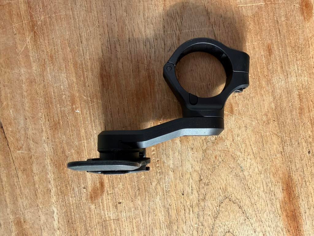 QUAD LOCK iPhone 15 hoesje met fietsmount, Ophalen, Zo goed als nieuw