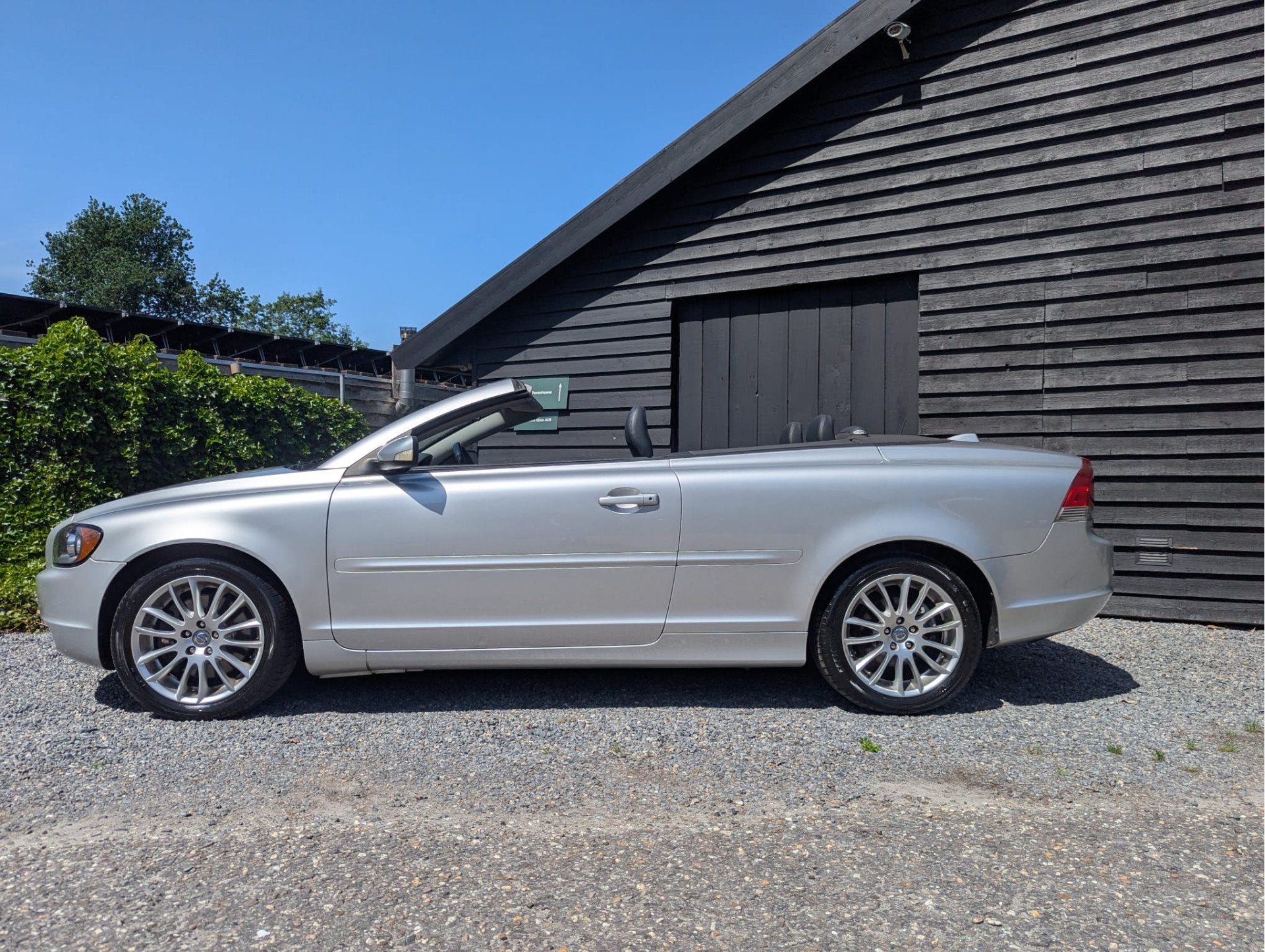 Volvo C70 Convertible 2.4i Momentum (bj 2006), Auto's, Voorwielaandrijving, Parkeersensor, C70, Gebruikt