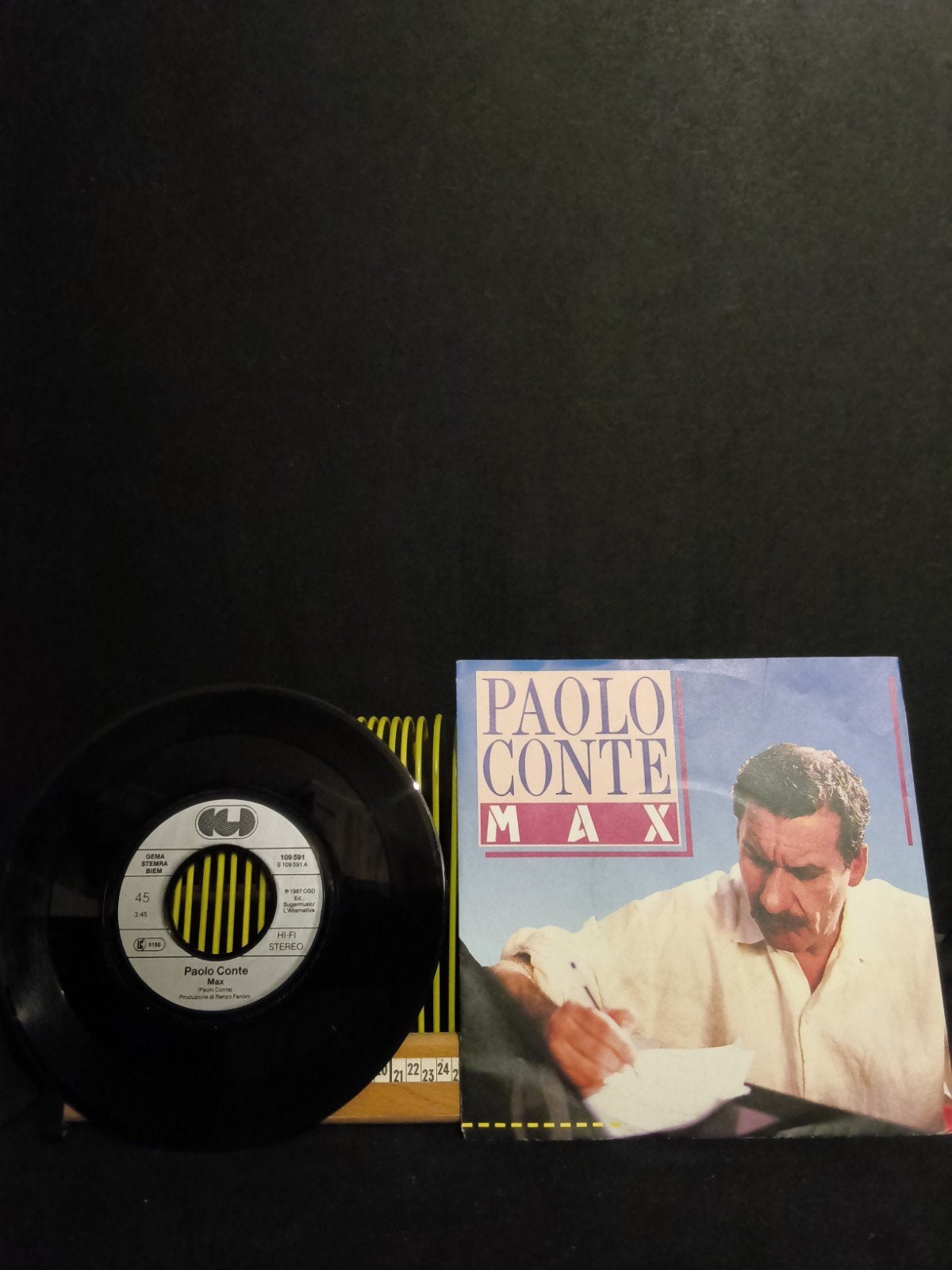 Paolo Conte. Max. Vaste prijs €3., Cd's en Dvd's, Vinyl | R&B en Soul, Overige genres, 7 inch, Ophalen of Verzenden, Zo goed als nieuw