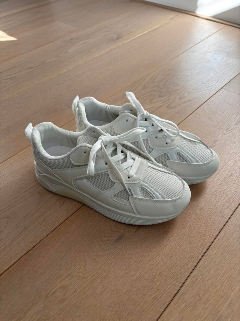 Witte Sneakers Chery Style, Wit, Ophalen of Verzenden, Sneakers of Gympen, Zo goed als nieuw