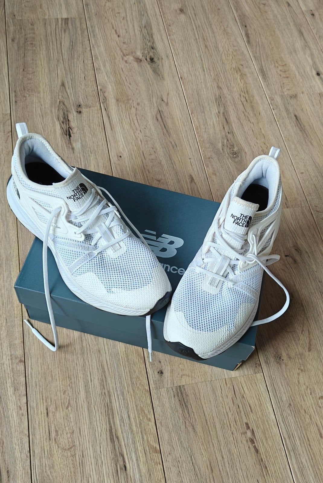 The North Face sneakers maat 45.5 als nieuw, Wit, Ophalen of Verzenden, The North Face, Sneakers of Gympen