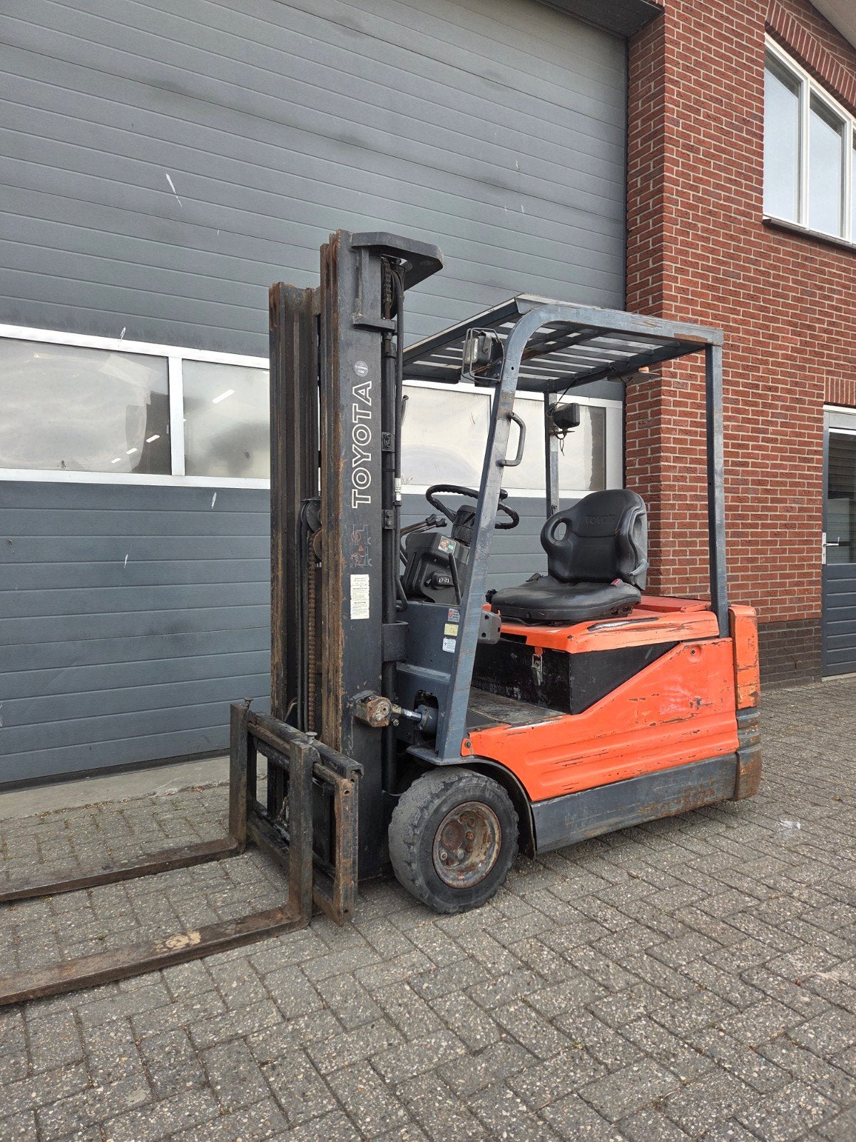 Heftruck Toyota 1800 Kg Triplex Sideshift Freelift 2002, Zakelijke goederen, Machines en Bouw | Heftrucks en Intern transport