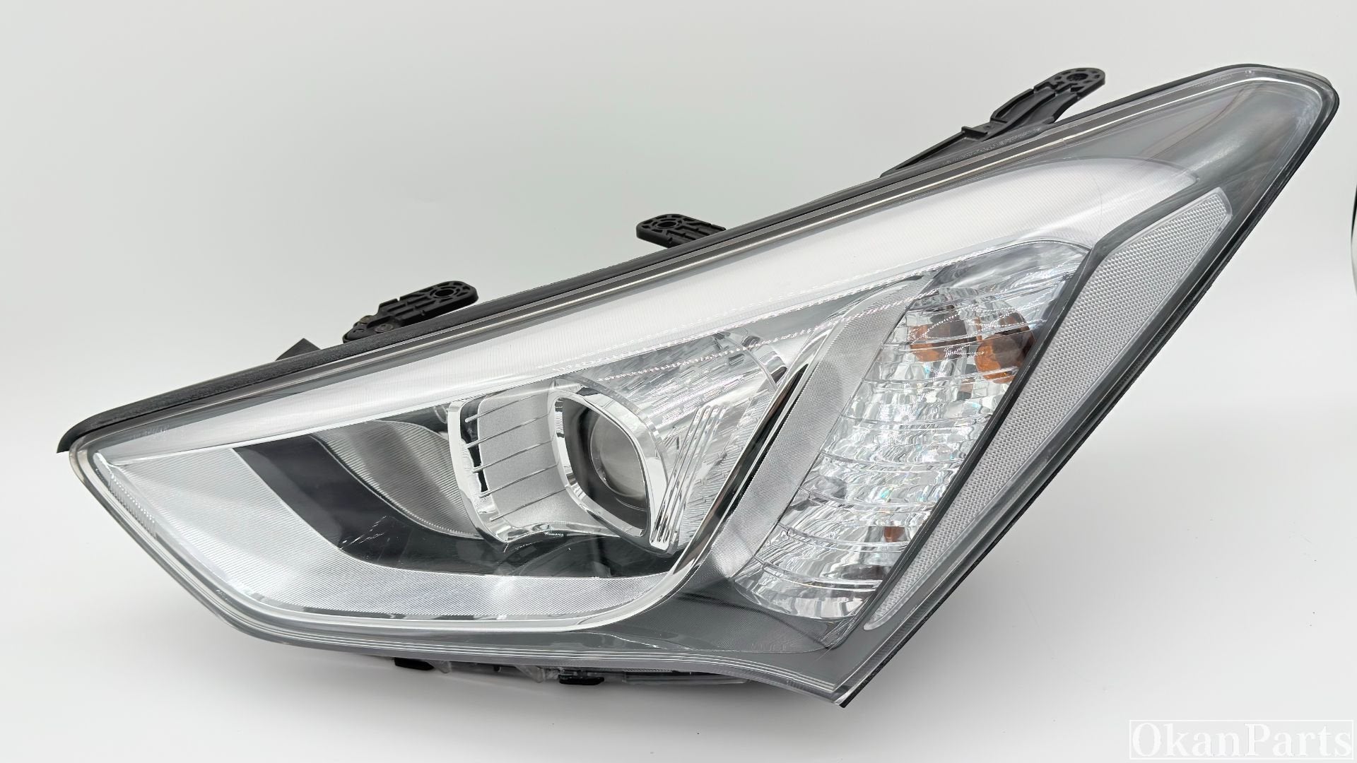 Hyundai Santa Fe III Xenon linker koplamp links, Gebruikt, Heolleung-ro 12
06797  Seoul, Ophalen of Verzenden, Info@hyundai.com