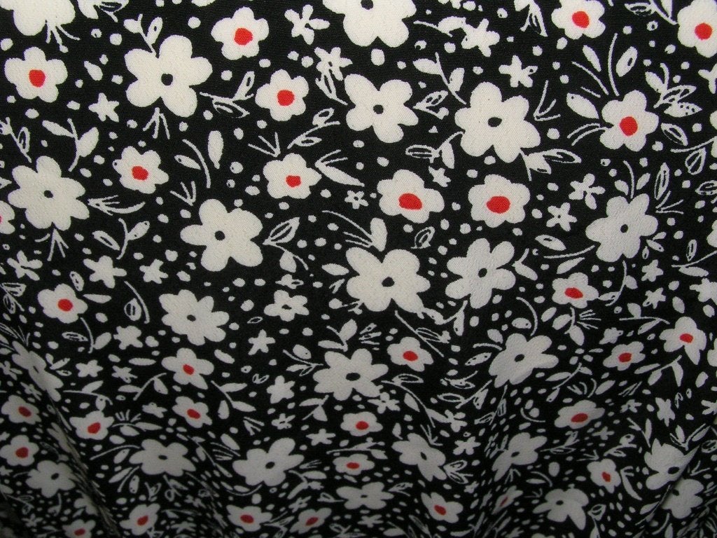 Mooie gebloemde jurk maat M., Maat 38/40 (M), Nieuw, Ophalen of Verzenden, Boven de knie