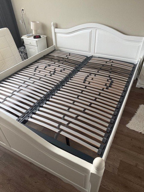 2 persoons bed 220 * 180 incl nachtkastjes, Huis en Inrichting, Ophalen, Tweepersoons, 180 cm, Hout