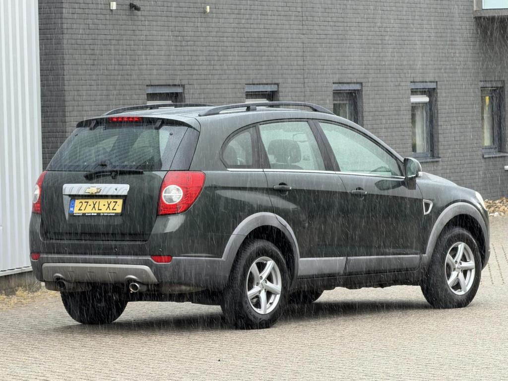 Chevrolet Captiva 3.2i Executive 7 persoons en automaat, 3195 cc, Gebruikt, 2000 kg, 7 stoelen