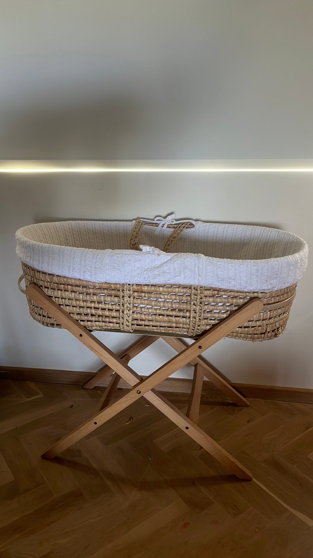 Mozes wieg met matrasje, Kinderen en Baby's, Babywiegjes en Ledikanten, Ophalen, Gebruikt, Wieg