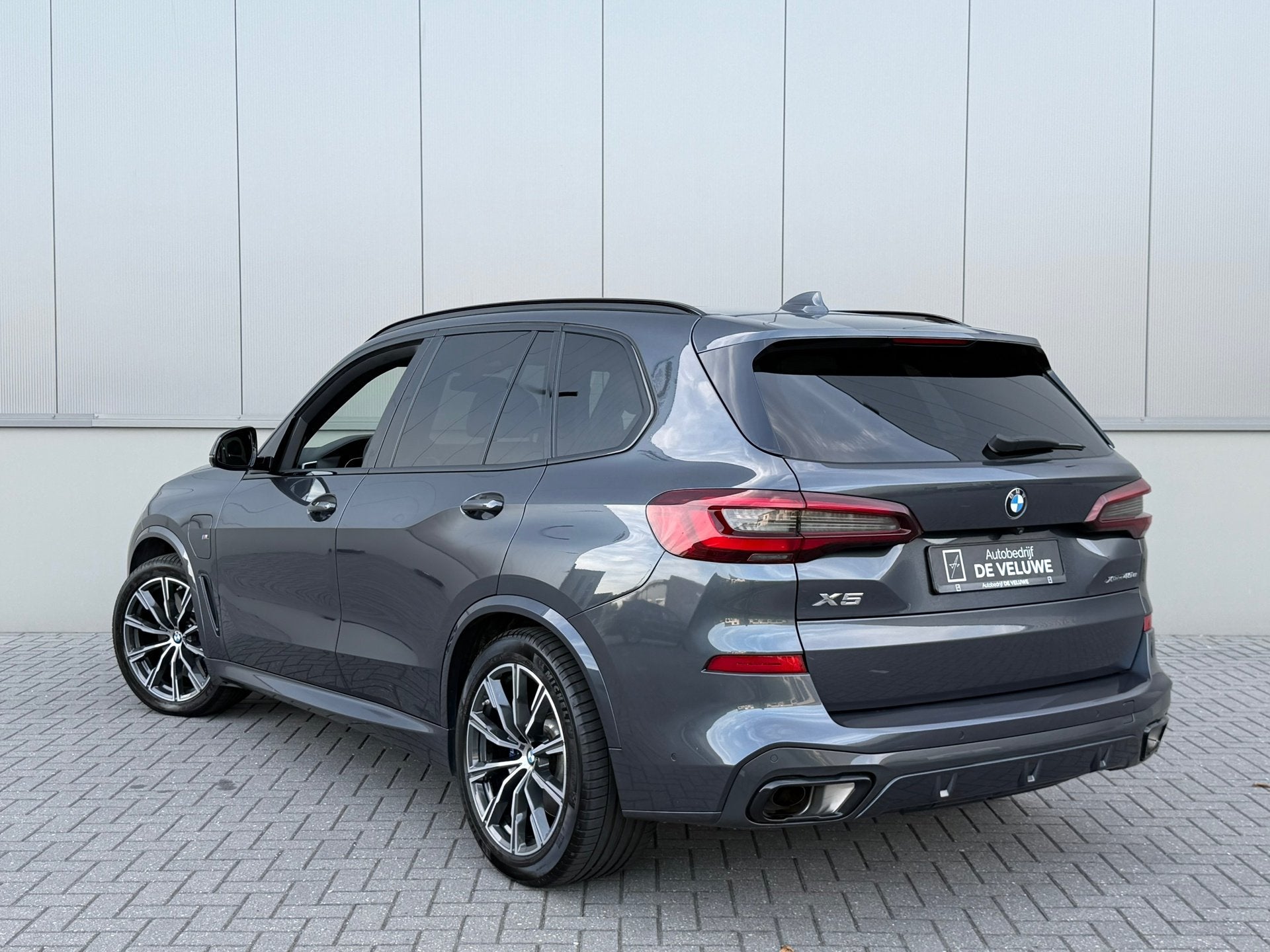 Foto 3 van BMW X5 XDrive45e M-Sport /H&K/HUD/Softclose/Laser