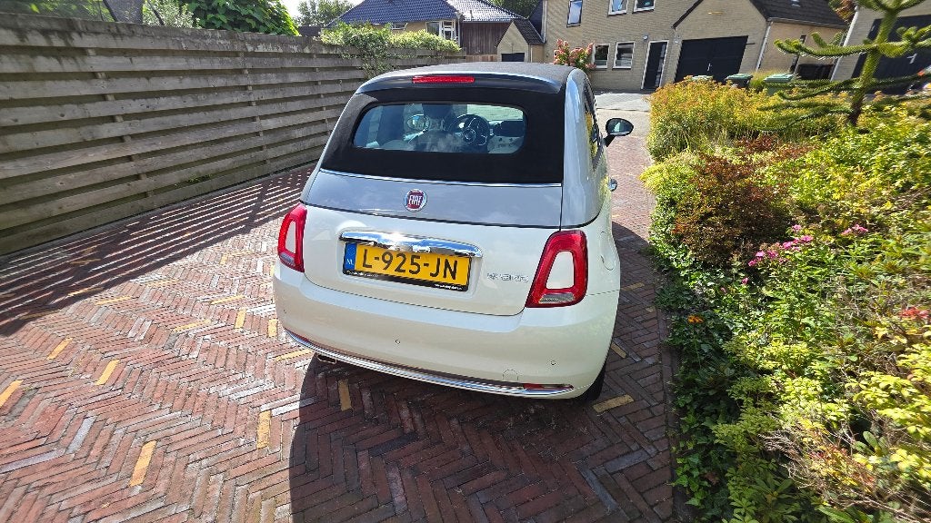 Fiat 500 1.0 70pk Hybrid 2021 Wit - Dolce Vita, Voorwielaandrijving, Dealer onderhouden, 40 €/maand, 4 stoelen