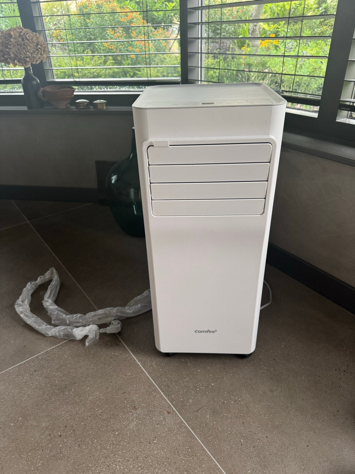 Comfee Breezy Cool Pro 2.0 7000 BTU (ventileert, koelt niet), Ophalen, Minder dan 60 m³, Timer, 3 snelheden of meer