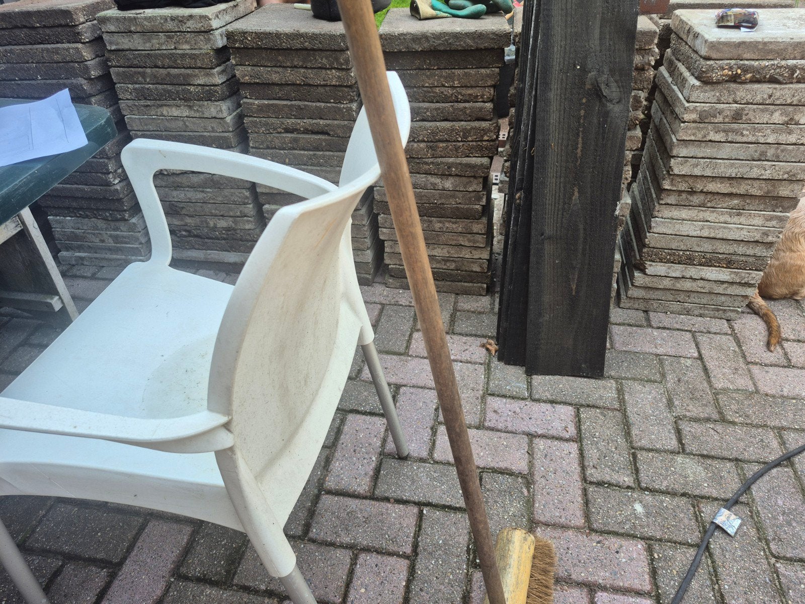 Gratis 30x30 tegels, 120 stuks beschikbaar, Tuin en Terras, Ophalen