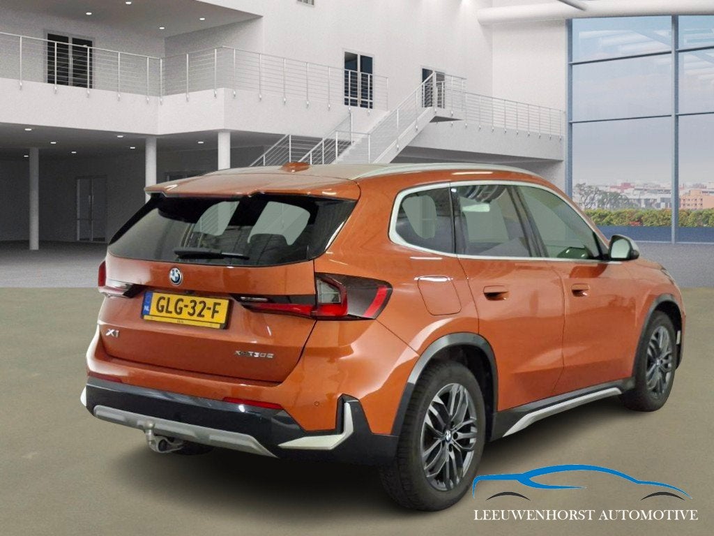 BMW X1 xDrive30e, 150 pk, full option, uniek dealerauto, Auto's, Euro 6, Overige kleuren, Leder, Hybride Elektrisch/Benzine