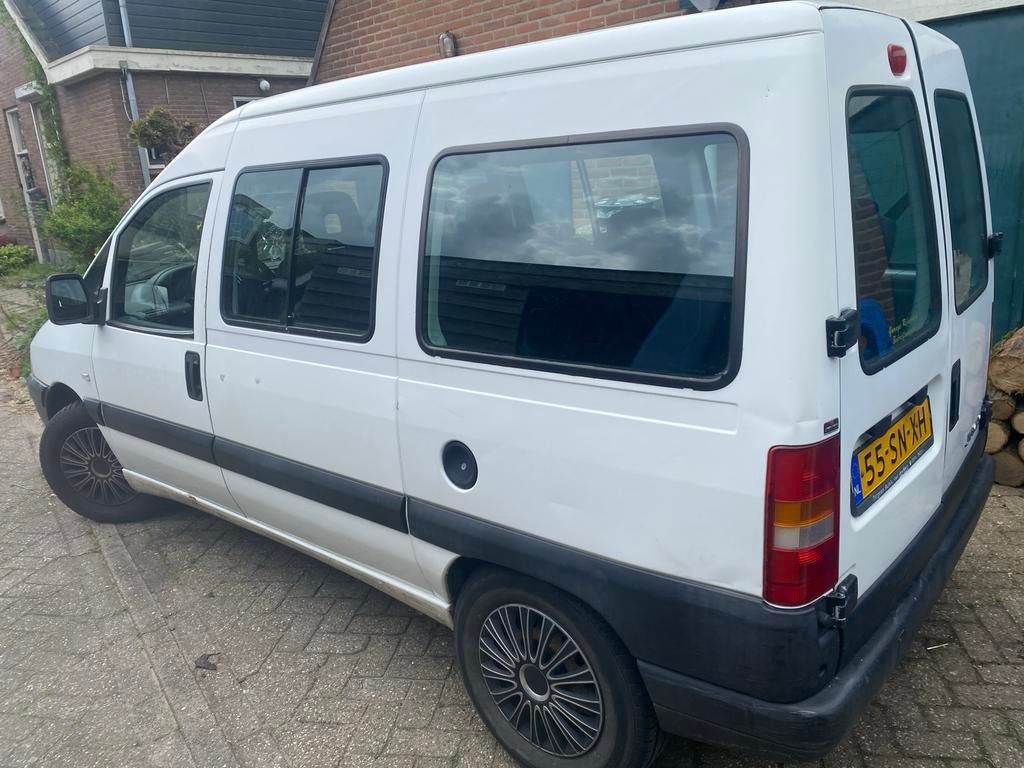 Citroën Jumpy Combi 2.0 16V 2006 Wit, Auto's, Voorwielaandrijving, 136 pk, 8 stoelen, Wit